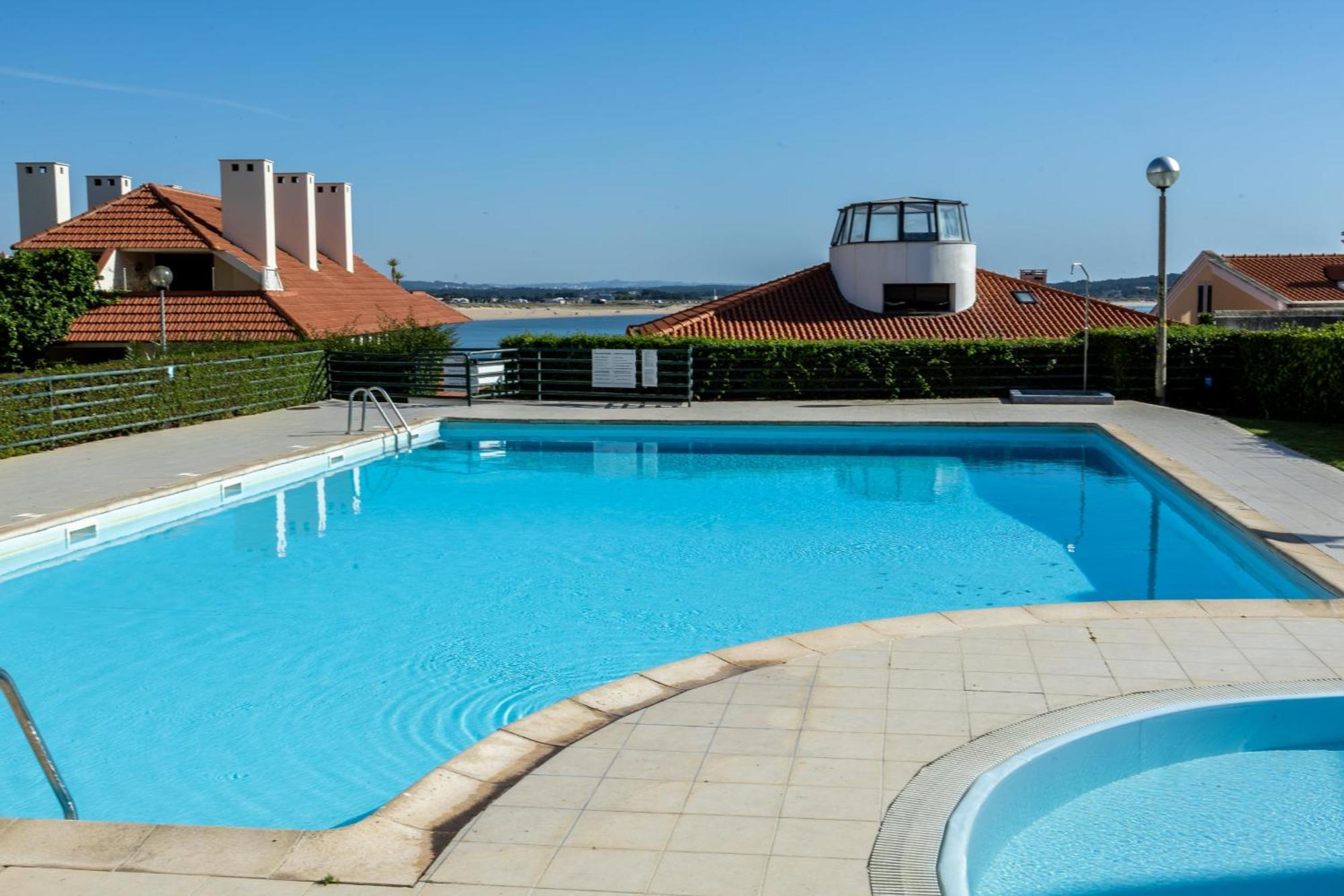 Baia - A Poucos Metros Da Baia Apartment Sao Martinho do Porto Exterior photo